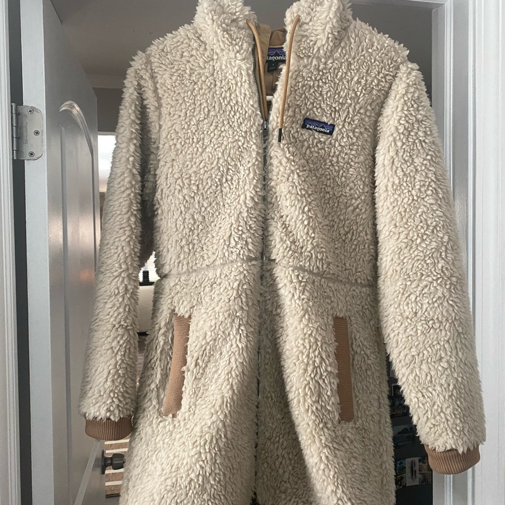 Patagonia Dusty Mesa Parka - Cream with Tan accents - Women’s Small
